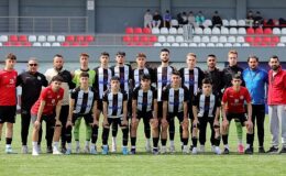 Burhaniye Belediyespor U-18 Ekibi, Türkiye Şampiyonası’na son 24 çeşidinde veda etti