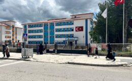 Elazığ’da öğretmen, kopya çekerken yakaladığı öğrencisi tarafından bıçaklandı