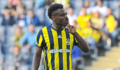 Emmanuel Emenike’den üst üste Aziz Yıldırım paylaşımları