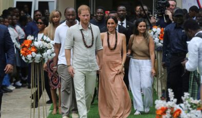 Prens Harry ve Meghan Markle’ın Nijerya ziyaretine İngiltere’den reaksiyon geldi