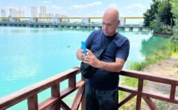 Adana’da ‘Ben aranıyorum, beni mi çekiyorsun’ dedi: Telefonunu çaldı