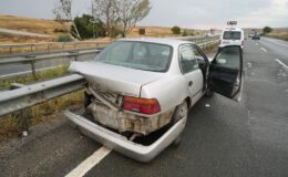 Kırıkkale’de yağmur kazaya davetiye çıkardı: 3 araç çarpıştı, 4 yaralı